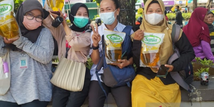 Gubernur Bengkulu minta masyarakat tidak panik buying soal minyak goreng