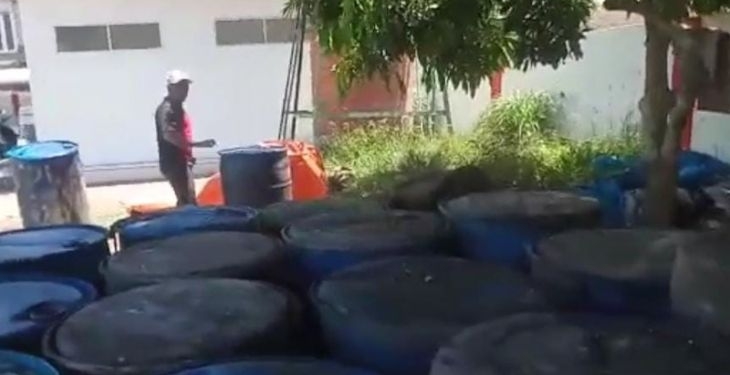 DPRK Aceh Timur Temukan puluhan drum minyak goreng di SPBU