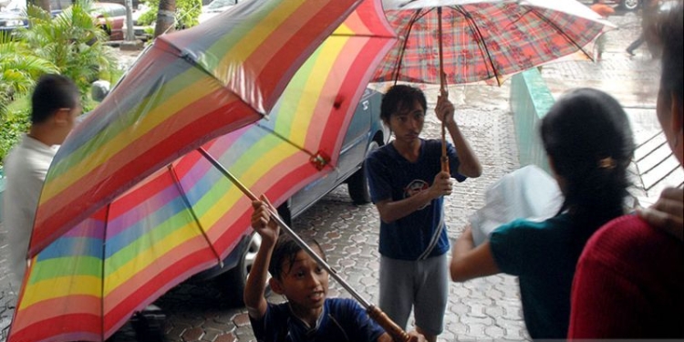 BMKG ingatkan potensi hujan lebat sebagian Indonesia