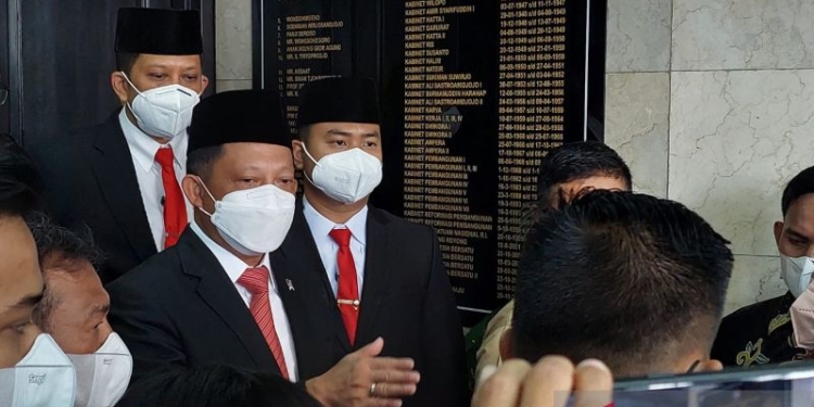 Menteri Dalam Negeri Tito Karnavian usai pelantikan Pj gubernur, di Jakarta Kamis. (12/05/2022) (ANTARA/Boyke Ledy Watra)