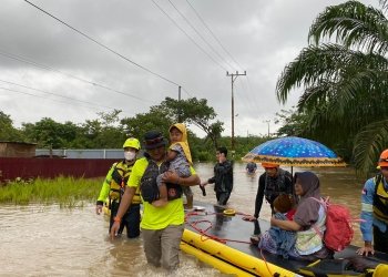 Banjir terjadi di Kabupaten Tanah Bumbu, Provinsi Kalimantan Selatan, Rabu (27/7). (Foto: Dok. BNPB)