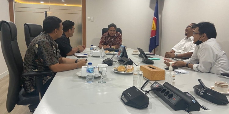 Pertemuan koordinasi dengan Direktur Jenderal (Dirjen) Kebudayaan Kemendikbudristek, Hilmar Farid di Ruang Rapat Dirjen Kebudayaan. (Foto: Ist)
