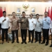 Pj Gubernur Aceh, Achmad Marzuki didampingi Ketua DPRA, Saiful Bahri, bersama Menteri Agraria dan Tata Ruang/Kepala Badan Pertanahan Nasional (ATR/BPN) Hadi Tjahjanto, di Kementerian ATR/BPN, Jakarta Selatan, Rabu, (24/8/2022). (Foto: Ist)