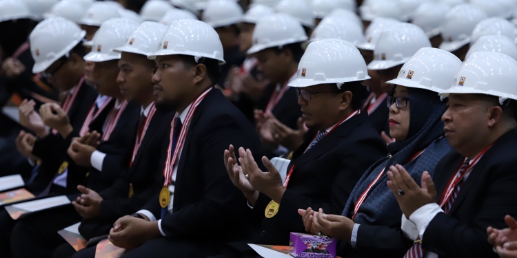 Sebanyak 187 Para insinyur dilantik di Gedung AAC Dayan Dawood, Banda Aceh, Jumat (5/8/2022). (Foto: Dok. USK)