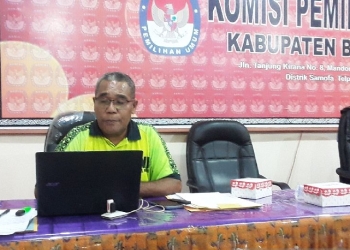Koordinator Divisi Teknis Penyelenggara Pemilu KPU Kabupaten Biak Jhoni Randokir. ANTARA/Muhsidin