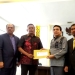 Ketua Golkar Aceh TM Nurlif saat menyerahkan surat usulan PAW Wakil Ketua DPR Aceh kepada Ketua DPR Aceh Saiful Bahri, di Banda Aceh, Jumat (23/9/2022) (ANTARA/Rahmat Fajri)