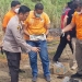 Olah tempat kejadian perkara penemuan jasad terbakar di kawasan Marina, Kota Semarang, Jumat. ANTARA/I.C. Senjaya