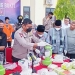 Polisi memusnahkan barang bukti narkoba jenis sabu-sabu di Mapolres Aceh Utara, Jumat (21/10/2022). ANTARA/Dedy Syahputra