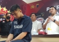 Bapak pelaku pencabulan anak tiri dihadirkan saat pers rilis di Mapolrestabes Semarang, Senin (24-10-2022). ANTARA/I.C. Senjaya