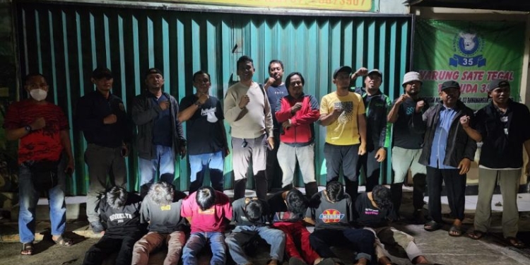 Polsek Pulogadung menangkap pelaku penganiayaan terhadap remaja di Kayu Putih, Jakarta, Senin (10/10/2022). ANTARA/HO-Polsek Pulogadung