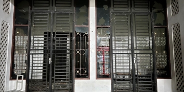 Kerusakan bangunan akibat tawuran antar fakultas di USK (Dok. Polresta Banda Aceh).