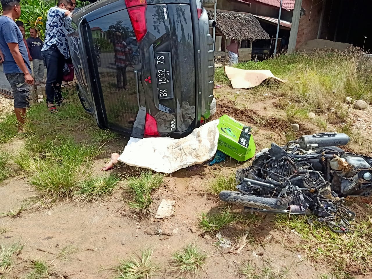 Kondisi kendaraan yang telibat kecelakaan di Aceh Timur (Dok. Polisi)