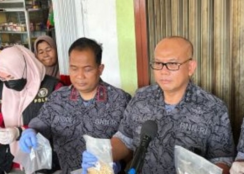 Badan Narkotika Nasional RI dan Provinsi Riau menangkap dua pelaku pembuat ekstasi home industri. Antara/HO-Humas BNN Riau.