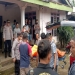 Sejumlah anggota polisi saat melakukan evakuasi jasad korban tewas diduga KDRT di Dukuh Sewengi, Desa Kembang Kecamatan Gradagsari Kabupaten Boyolali, Jawa Tengah, Kamis (13/10/2022). ANTARA/HO--Humas Polres Boyolali.