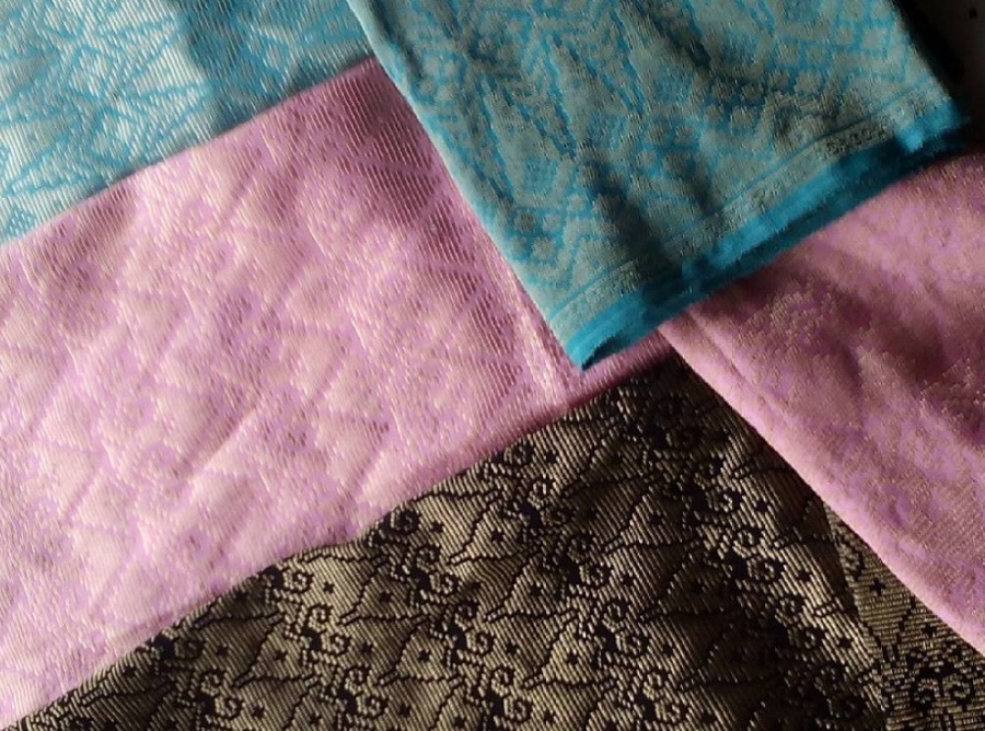 Ragam produk kain songket yang di produksi Jasmani Songket. (Dok. Ist)