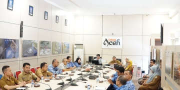 Rapat penyusunan tata kelola Badan Layanan Umum Daerah (BLUD) di ruang rapat Disbudpar Aceh, Selasa (29/11/2022). (Dok. Disbudpar Aceh)