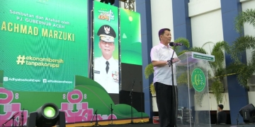 Penjabat Gubernur Aceh, Achmad Marzuki membuka Adhyaksa Expo 2022, di Balee Meuseuraya Aceh, Kamis (8/12/2022). (Dok. Humas Pemerintah Aceh)