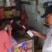 Polisi menyita minuman keras tanpa izin edar di Ciracas, Jakarta, Selasa (27/12/2022). ANTARA/HO-Polsek Ciracas