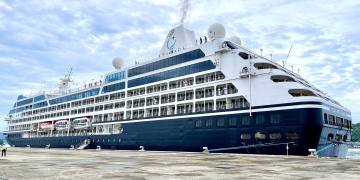 Kapal pesiar MV Azamara Quest berlabuh di Pelabuhan CT3 BPKS Sabang, Kamis (8/12/2022). (Dok. Humas Kota Sabang)