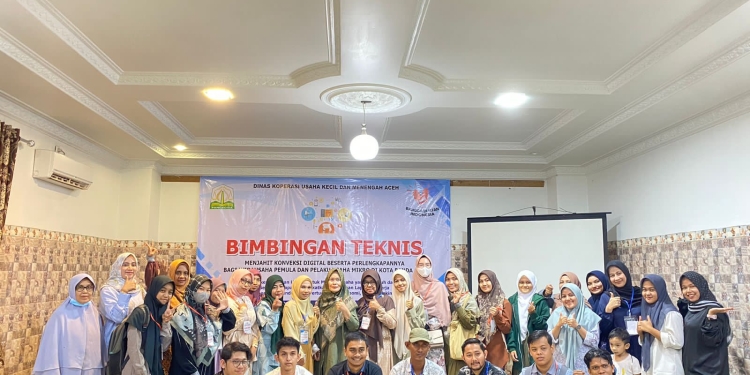 Acara Bimtek menjahit konveksi digital, berlangsung selama 9-10 Desember 2022 di Hotel Hijrah, Banda Aceh. (Dok. Dinas Koperasi dan UMKM Aceh)