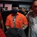 Tersangka kasus peredaran narkoba Irjen Pol Teddy Minahasa (tengah) berjalan menuju ruang tahanan usai menjalani pemeriksaan di Polda Metro Jaya, Jakarta, Selasa (25/10/2022). ANTARA FOTO/Reno Esnir/foc.