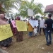 Warga berunjuk rasa menolak keberadaan imigran Rohingya di gedung eks Kantor Imigrasi Lhokseumawe, Aceh, Kamis (8/12/2022). ANTARA/Dedy Syahputra
