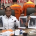 Direktur Reskrimsus Polda Kaltim Kombes Pol Indra Lutrianto Amstono (Baju Putih) saat merilis kasus tambang ilegal. (ANTARA/HO-Polda Kaltim)