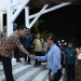 Penjabat Gubernur Aceh Achmad Marzuki saat menyambut kedatangan Gubernur Lemhannas RI Andi Widjajanto beserta rombongan pada acara jamuan makan malam di Meuligoe Gubernur Aceh, Banda Aceh, Minggu (15/1/2023). (Dok. Humas Pemerintah Aceh)