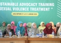 Penjabat Ketua TP-PKK Aceh, Ayu Marzuki, saat menjadi keynote speaker dalam acara Sustainable Advocacy Training “Sexual Violence Treatment” yang diselenggarakan oleh KOHATI BADKO HMI Aceh, di BKPSDM Pidie, Sabtu (28/1/2023). (Dok. Humas Pemerintah Aceh)