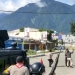 Aparat keamanan saat berupaya membubarkan massa pendukung Gubernur Lukas Enembe yang ditangkap KPK saat hendak masuk ke Bandara Sentani. (ANTARA/HO-Dokpri)