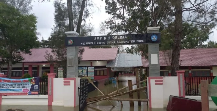 Sekolah terendam banjir di Pidie. (ANTARA/ Mira Ulfa)