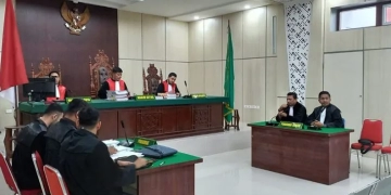 Persidangan perkara pembunuhan dengan tujuh terdakwa di Pengadilan Negeri Jantho, Kabupaten Aceh Besar, Rabu (25/1/2023). ANTARA/HO/Penkum Kejati Aceh
