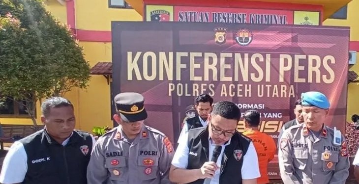 Polisi menggelar konferensi pers terkait kasus dugaan tindak pidana percobaan pembunuhan dan penganiayaan terhadap anggota polisi di Mapolres Aceh Utara, Rabu (25/1/2023). ANTARA/Dedy Syahputra