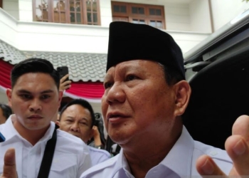 Menteri Pertahanan Republik Indonesia Prabowo Subianto memberikan keterangan kepada wartawan di Menteng, Jakarta Pusat, Senin (23/1/2023). ANTARA/Putu Indah Savitri