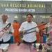 Dua pelaku pencurian asal Aceh Besar MF (30) dan AD alias Chek (24) dari Aceh Besar berhasil diamankan Satreksrim Polres Banda Aceh setelah tiga kali melakukan tindakan pencurian, di Banda Aceh, Kamis (19/1/2023). (ANTARA/Nurul Hasanah)