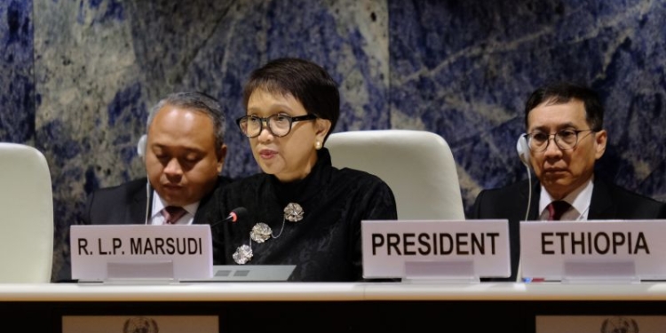 Menteri Luar Negeri RI Retno Marsudi menyampaikan pernyataan pada pertemuan Conference on Disarmament di Jenewa, Swiss pada Senin (27/2/2023). (ANTARA/HO-Kemenlu RI)