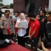 Kapolres Pandeglang AKBP Belny Warlansyah didampingi Bupati Pandeglang Irna Narulita menyampaikan keterangan pengungkapan kasua tersebut di Pandeglang, Kamis. (Mulyana)