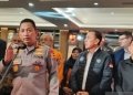 Kapolri Jenderal Pol. Listyo Sigit Prabowo memberikan keterangan pers kepada wartawan usai penutupan kursus manajemen pengamanan stadion di Rupatama Mabes Polri, Jakarta, Rabu (1/2/2023). (ANTARA/Laily Rahmawaty)