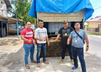 Barang bukti berupa satu unit mobil truk yang di dalamnya terdapat tiga baby tanki yang berisi 1,5 ton solar subsidi. (Dok. Polisi)