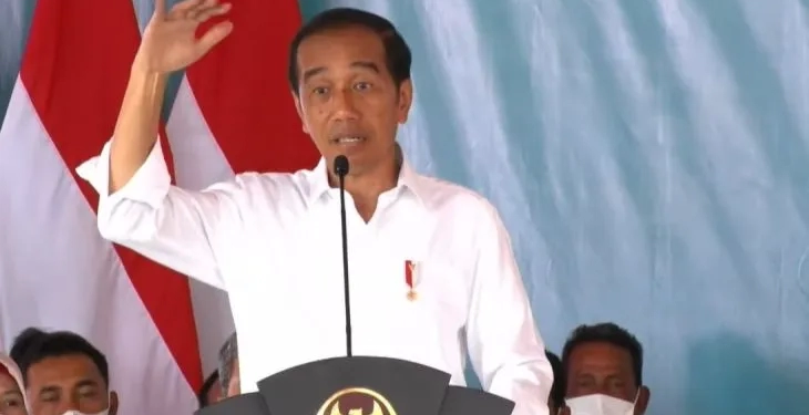 Tangkapan layar - Presiden Joko Widodo (Jokowi) memberikan sambutan dalam penyerahan Kredit Usaha Rakyat (KUR) dan peluncuran kartu tani digital pupuk bersubsidi di Aceh Utara, Aceh, Jumat (10/2/2023). ANTARA/Gilang Galiartha.