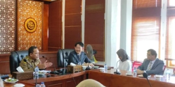 Perusahaan The Zone Co., Ltd. salah satu investor dari Korea Selatan saat melakukan pertemuan dengan Pj Bupati Aceh Jaya di media center lantai III Setdakab Aceh Jaya, Selasa (21/2/2023) (ANTARA/HO)
