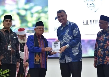 Peluncuran buku “K.H. Ma’ruf Amin Bapak Ekonomi Syariah Indonesia”, Kamis (30/3/2023). (Foto: Alibi/Dok. Setwapres)