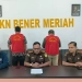 Penyidik Kejari Bener Meriah menyampaikan penahanan dua tersangka pembangunan jalan di Bener Meriah, Aceh. ANTARA/HO/Penkum Humas Kejati Aceh