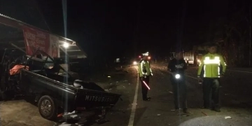 Kondisi mobil L300 pick up usai terjadi kecelakaan di wilayah Laweung, Pidie, Selasa (14/3/2023) (ANTARA/HO)
