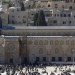 Umat Muslim memadati kompleks Masjid Al Aqsa menjelang Jumat terakhir di Bulan Ramadan pada hari ini. Israel mengerahkan polisi tambahan. (Foto: AFF/Yoav Lemmer)
