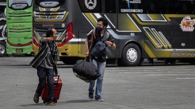 Ilustrasi. Mobil mudik lebaran. (Foto: Dok. Antara/Fauzan)