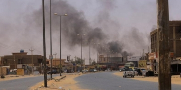 Sedikitnya 25 orang tewas dalam bentrok antara kelompok paramiliter utama Sudan dan angkatan bersenjata. (Foto: Reuters)