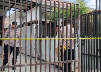 Diaz Rossano (52) ditemukan tewas tergantung dalam rumah kontrakannya di Gampong Lamlagang, Kecamatan Banda Raya, Banda Aceh. (Foto: Alibi. Dok. Polsek Bandar Raya)