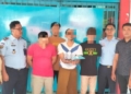 Napi Lapas kelas IIB Kota Bakti Sigli saat hendak dibawa ke Polres Pidie karena positif konsumsi narkoba, di Sigli, Rabu (10/5/2023). (Foto: Antara/HO)
