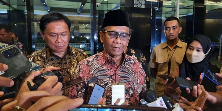Menteri Koordinator Bidang Politik, Hukum, dan Keamanan (Menkopolhukam) Mahfud MD di Hotel Bidakara Jakarta, Kamis (18/5/2023). (Foto: Antara/Fath Putra Mulya/aa)